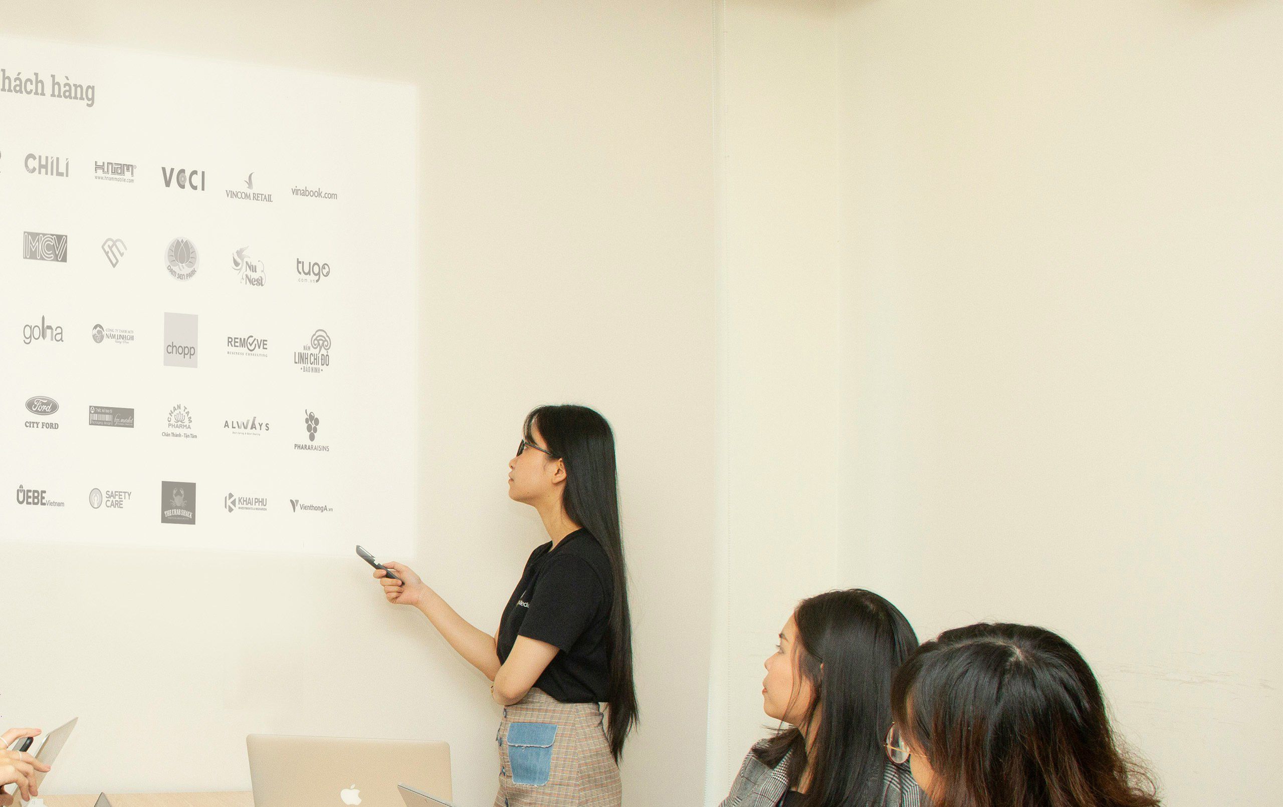 Brand Logos Presentation for Enhancing Candidate Experience with Gamified Assessments