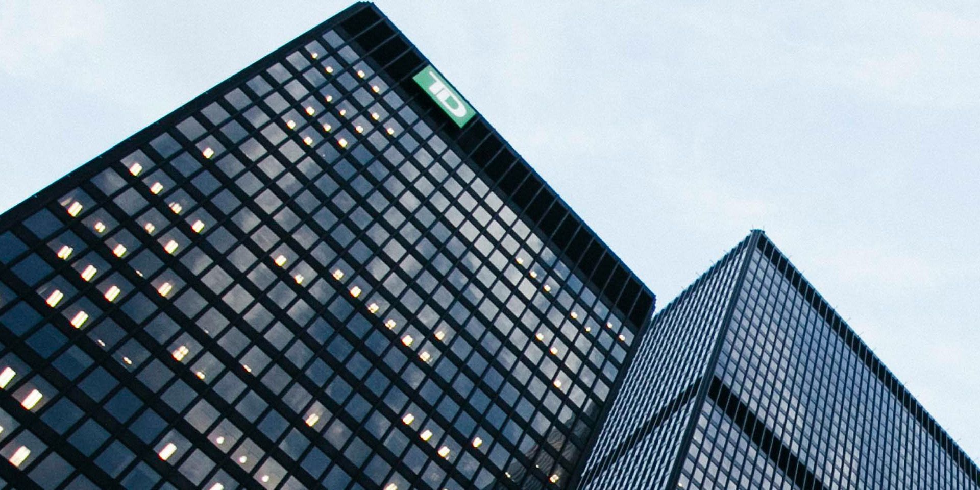 Modern Glass Skyscrapers in Urban Skyline for How to Use a Startup Funding Simulation to Explore Startup Financing in the Classroom